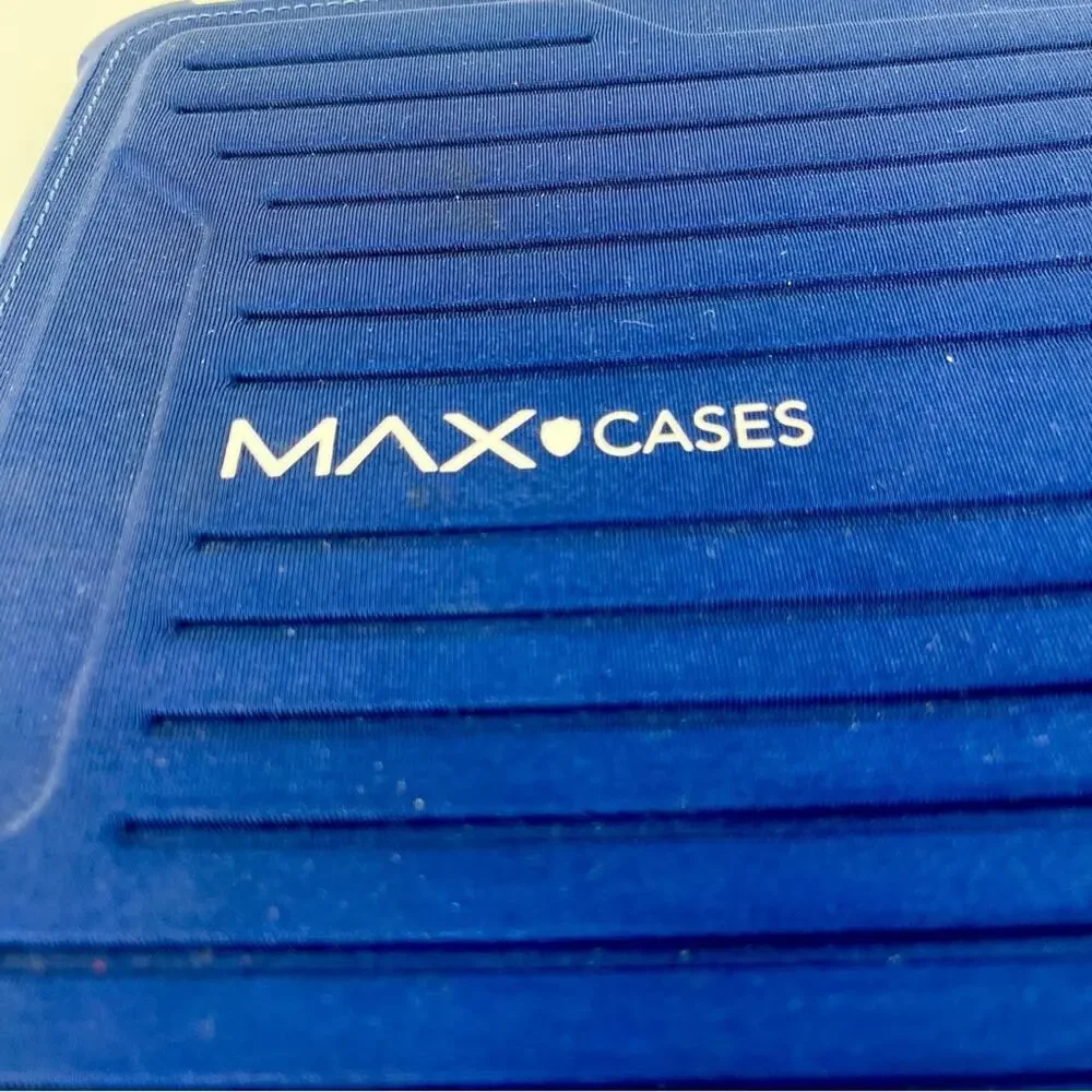 MaxCases 14” Neoprene Tablet Sleeve Blue